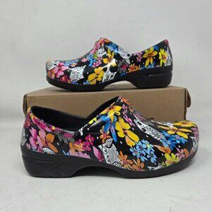 7 Anywear sr angel healthcare closed back clog shoes owls srangel